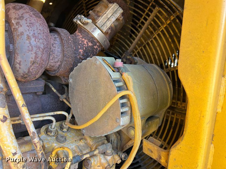 image for item NA9155 1989 Caterpillar 963 LGP  track loader