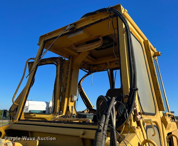 image for item NA9155 1989 Caterpillar 963 LGP  track loader