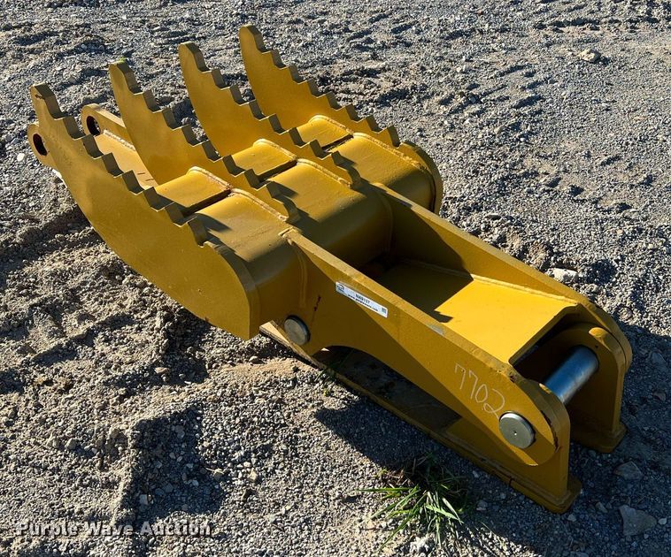 image for item NA9157 Landhero 330D  thumb