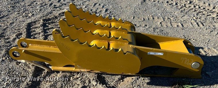 image for item NA9157 Landhero 330D  thumb