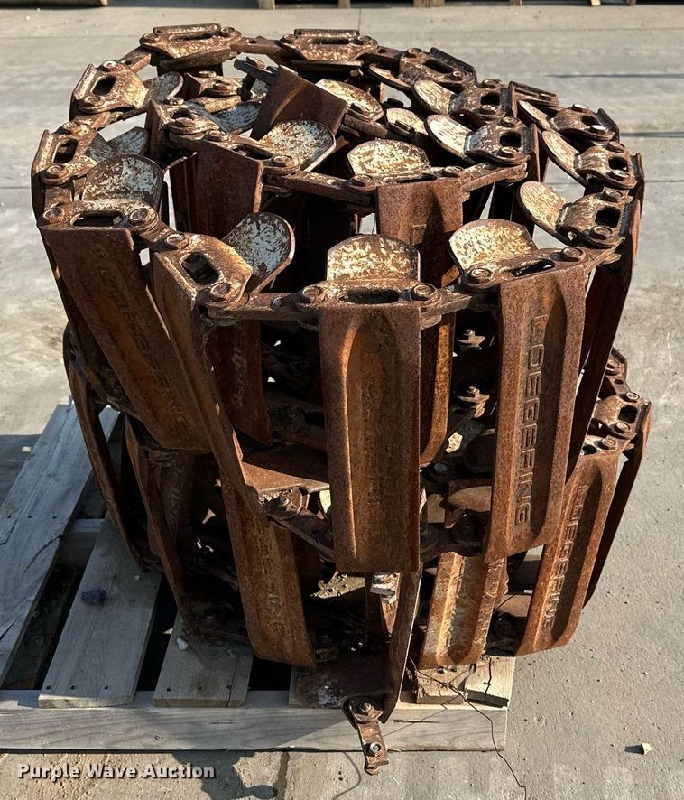 image for item NF9108 (2) Loegering 15"W over the tire steel tracks