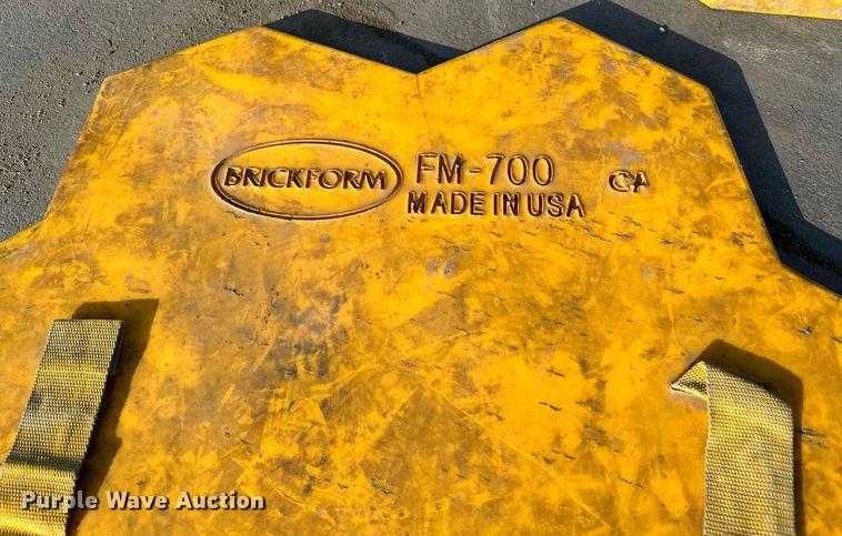 image for item NF9117 (11) Brickform FM-700 concrete stamps