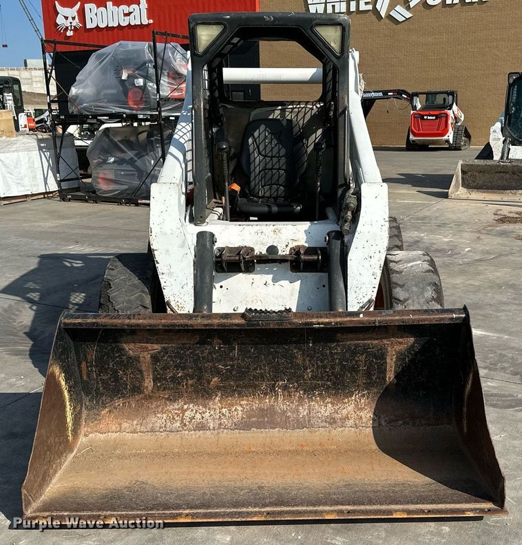 image for item NF9119 2002 Bobcat S250  skid steer loader