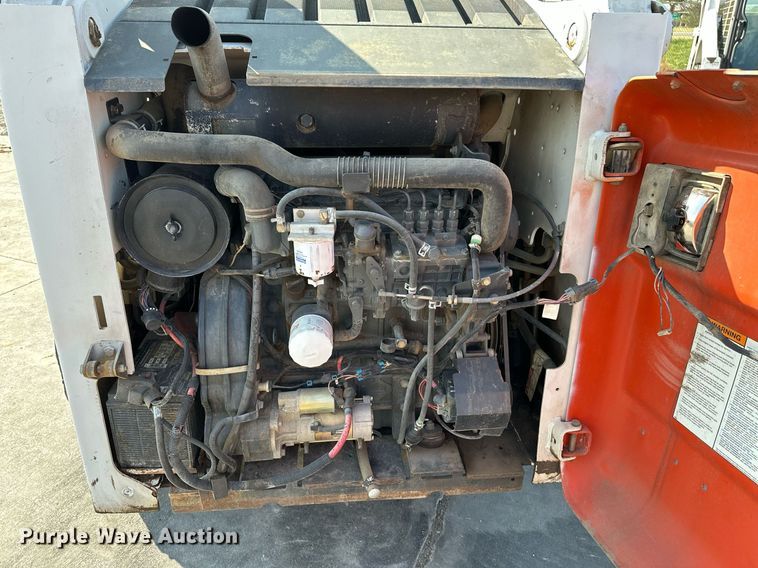 image for item NF9119 2002 Bobcat S250  skid steer loader