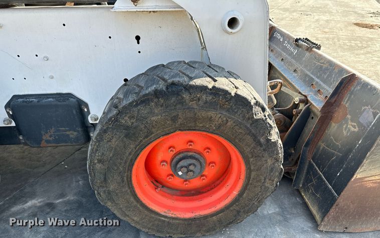 image for item NF9119 2002 Bobcat S250  skid steer loader