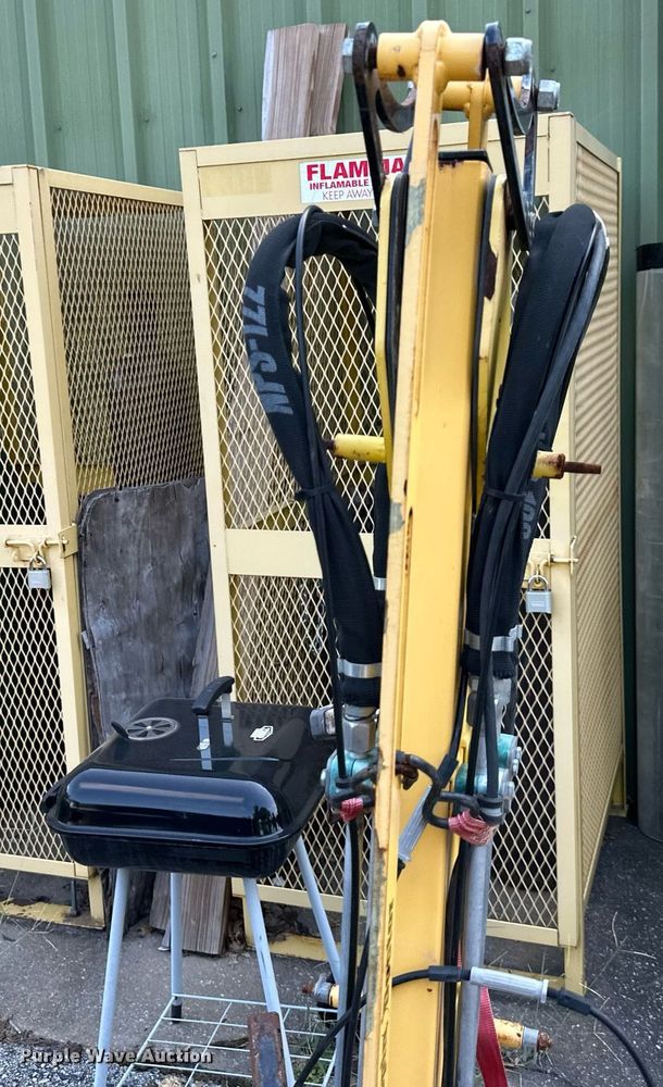 image for item NL9001 Hurco Spin Doctor 800  valve exerciser