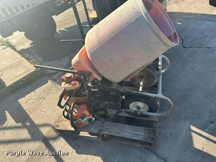 image for item NL9024 Lawn and garden equipment