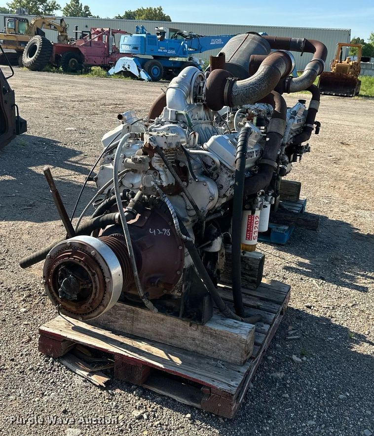 image for item NL9033 (2) Detroit Diesel engines 