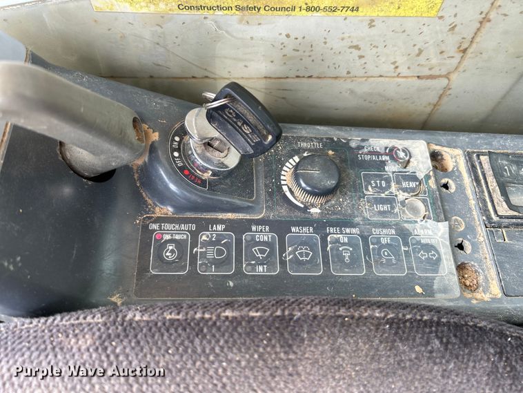 image for item NL9488 1995 Case 9040B  excavator