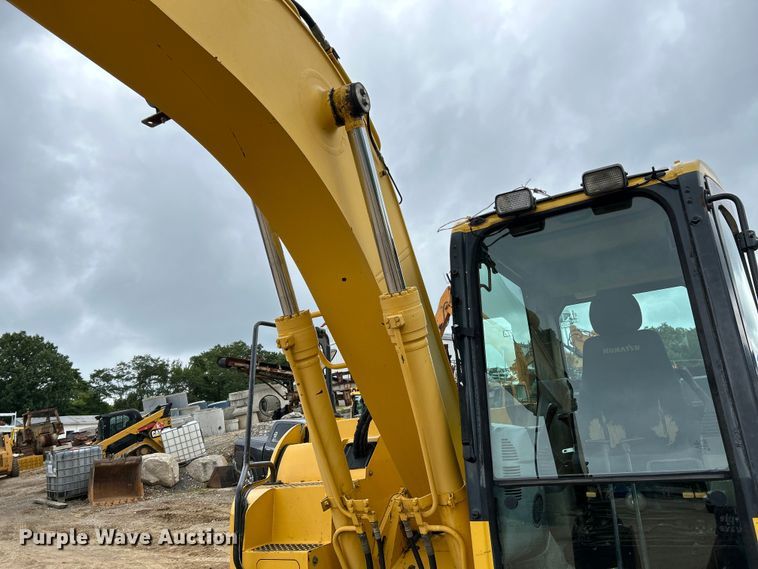 image for item NL9489 2011 Komatsu PC138USLC-8  excavator