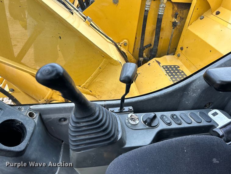 image for item NL9489 2011 Komatsu PC138USLC-8  excavator