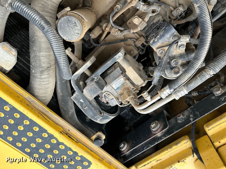 image for item NL9489 2011 Komatsu PC138USLC-8  excavator