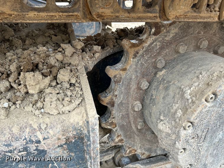 image for item NL9489 2011 Komatsu PC138USLC-8  excavator