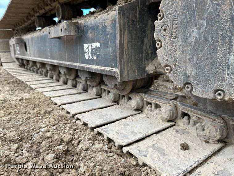 image for item NL9489 2011 Komatsu PC138USLC-8  excavator