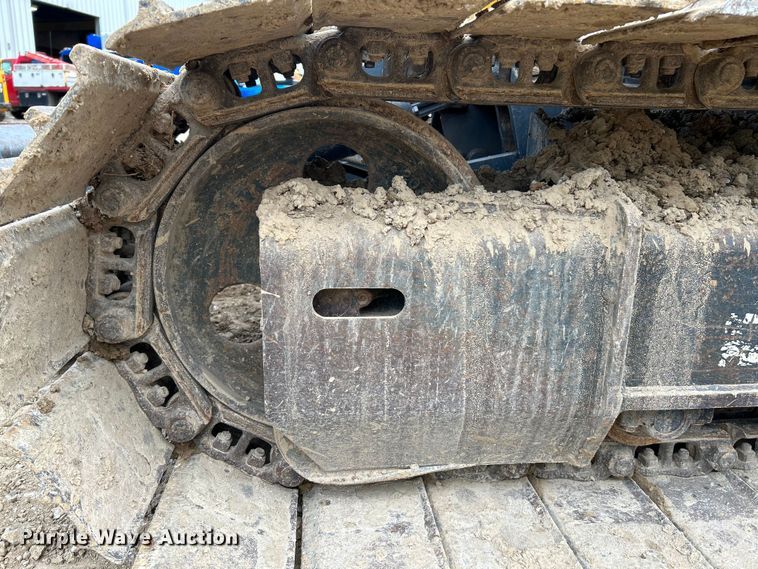 image for item NL9489 2011 Komatsu PC138USLC-8  excavator