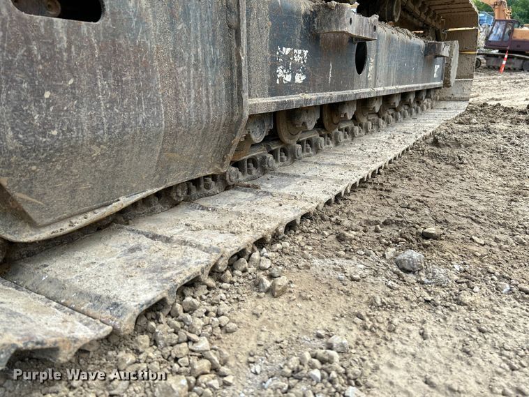 image for item NL9489 2011 Komatsu PC138USLC-8  excavator