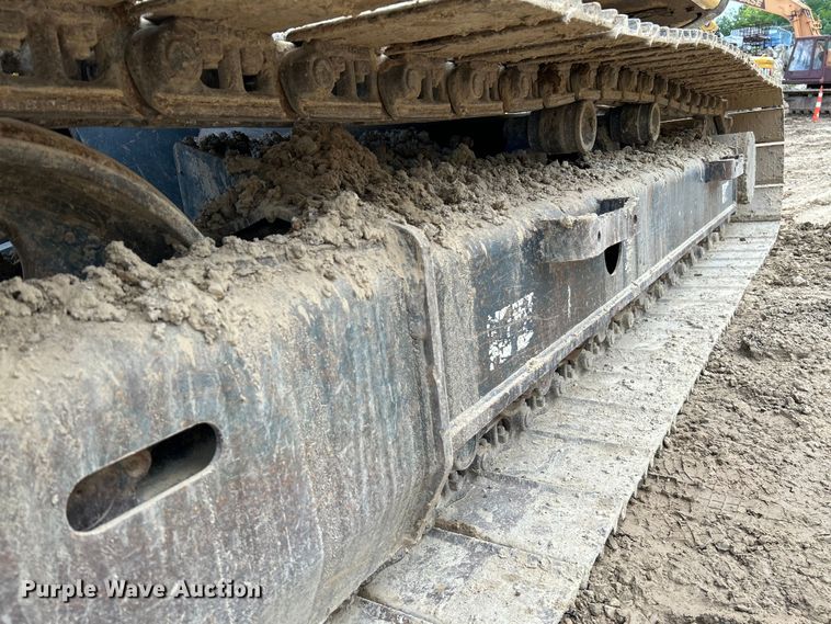 image for item NL9489 2011 Komatsu PC138USLC-8  excavator