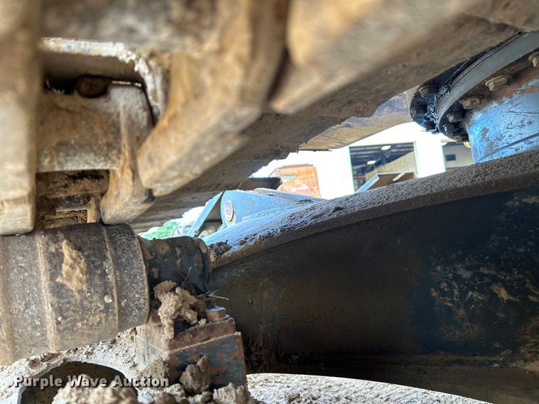 image for item NL9489 2011 Komatsu PC138USLC-8  excavator