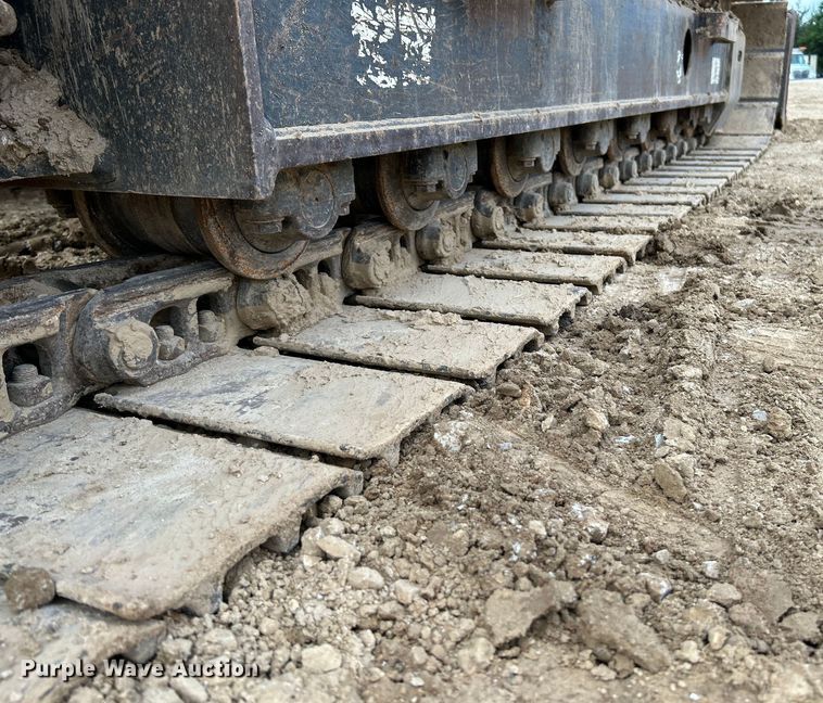 image for item NL9489 2011 Komatsu PC138USLC-8  excavator