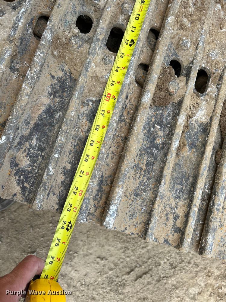 image for item NL9489 2011 Komatsu PC138USLC-8  excavator