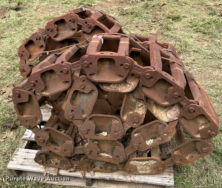 image for item NL9505 (8) over the tire steel tracks