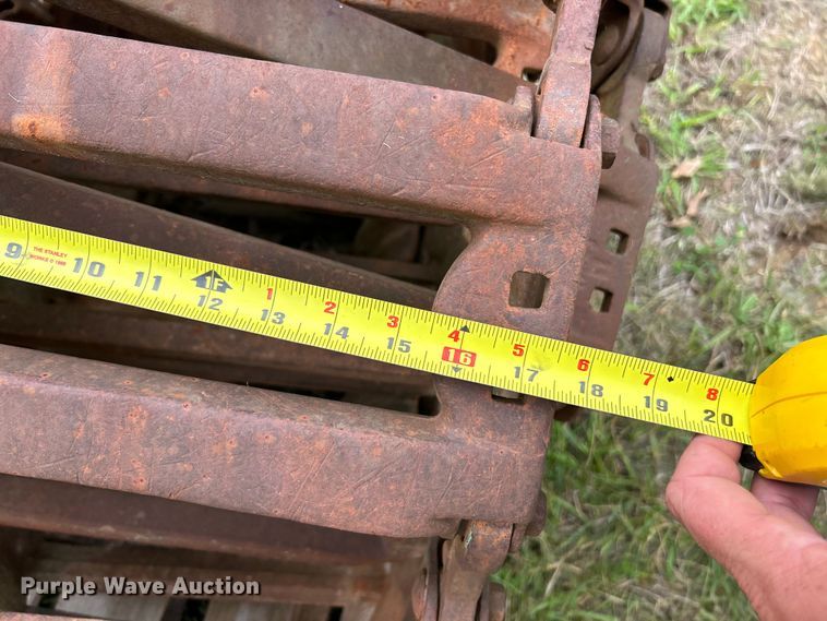 image for item NL9505 (8) over the tire steel tracks