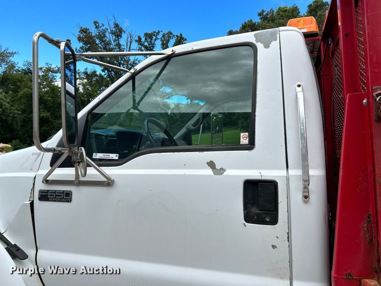 image for item NL9506 2000 Ford F650 XL Super Duty  dump truck