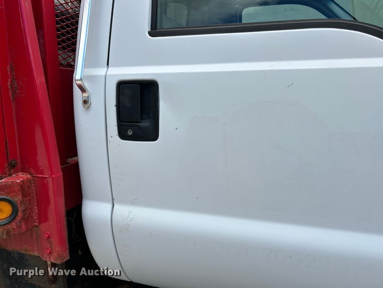 image for item NL9506 2000 Ford F650 XL Super Duty  dump truck