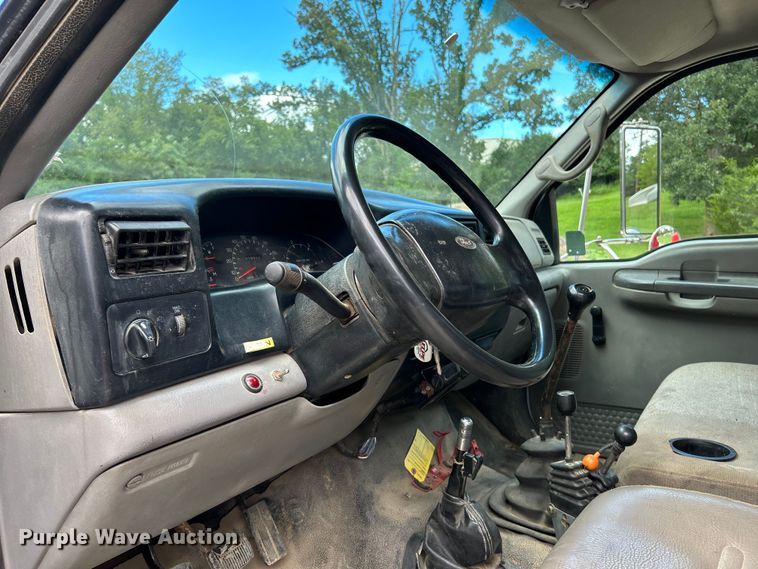 image for item NL9506 2000 Ford F650 XL Super Duty  dump truck