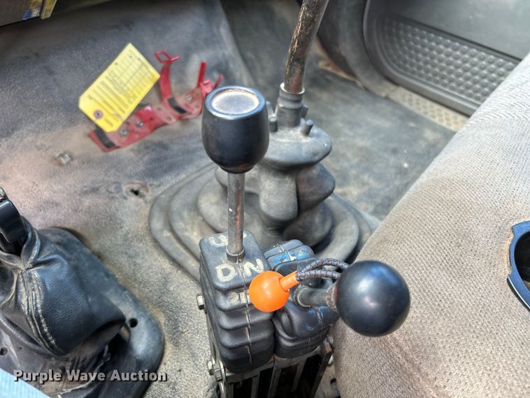 image for item NL9506 2000 Ford F650 XL Super Duty  dump truck