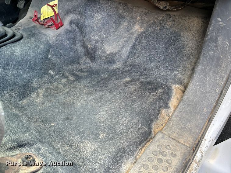 image for item NL9506 2000 Ford F650 XL Super Duty  dump truck