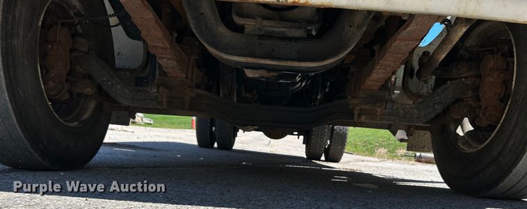 image for item NL9506 2000 Ford F650 XL Super Duty  dump truck