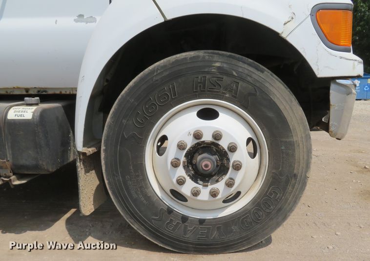 image for item NL9506 2000 Ford F650 XL Super Duty  dump truck