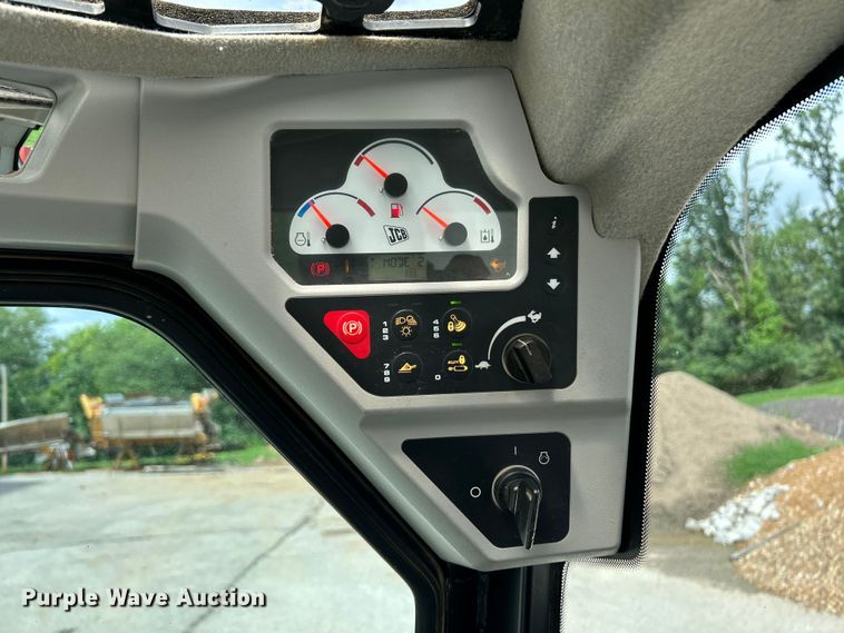 image for item NL9508 2018 JCB 3TS-8T  tracked skid steer loader