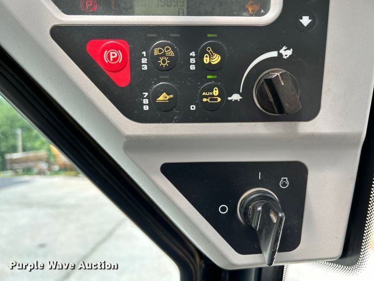 image for item NL9508 2018 JCB 3TS-8T  tracked skid steer loader