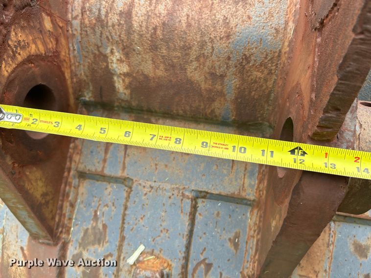 image for item NL9512 MQ  40"W excavator bucket