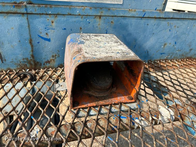 image for item NL9553 1993 Genie Z-45/22  boom lift