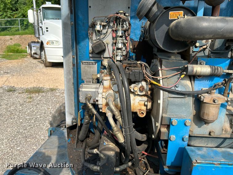 image for item NL9553 1993 Genie Z-45/22  boom lift