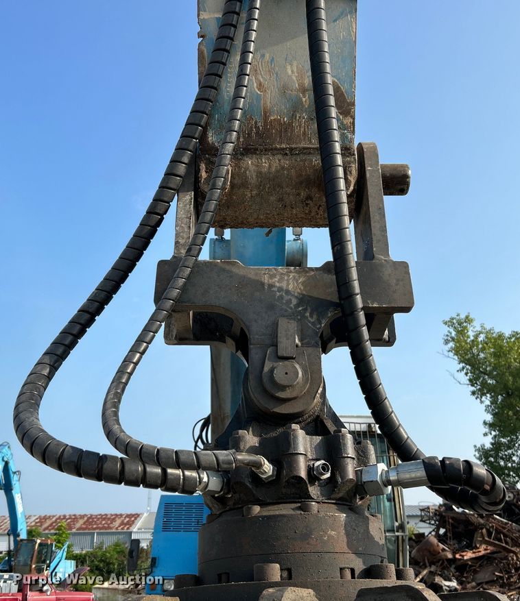 image for item NL9561 2005 Terex Fuchs MHL380  material handler