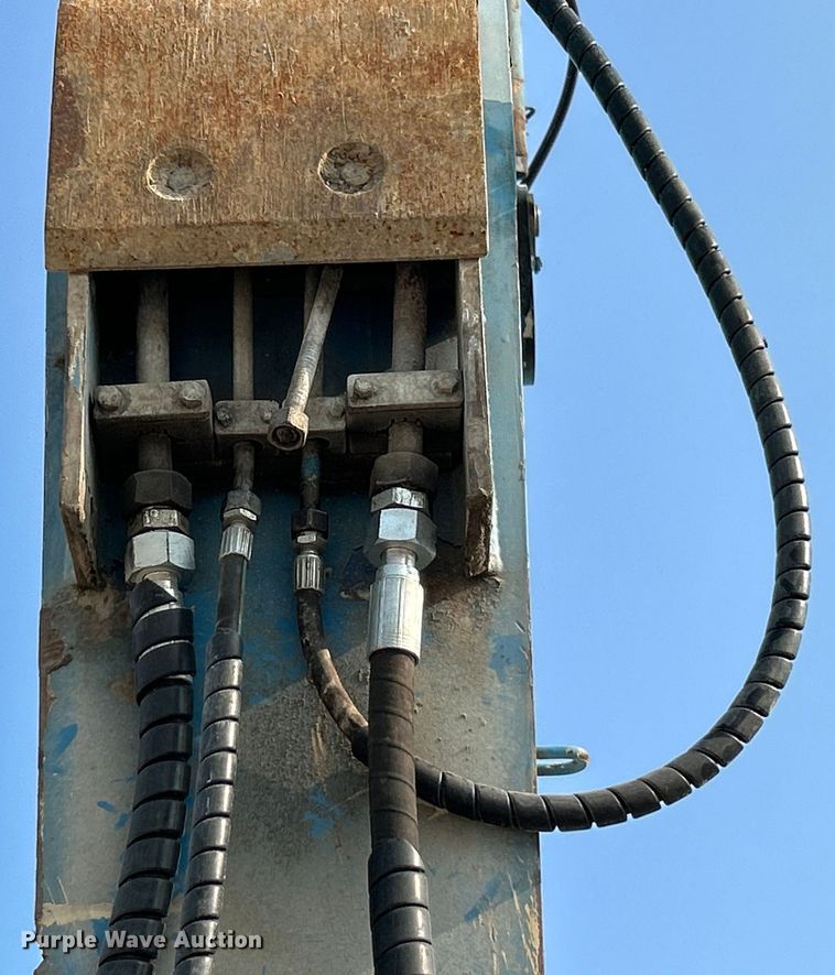 image for item NL9561 2005 Terex Fuchs MHL380  material handler