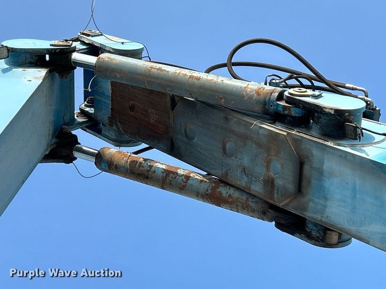 image for item NL9561 2005 Terex Fuchs MHL380  material handler