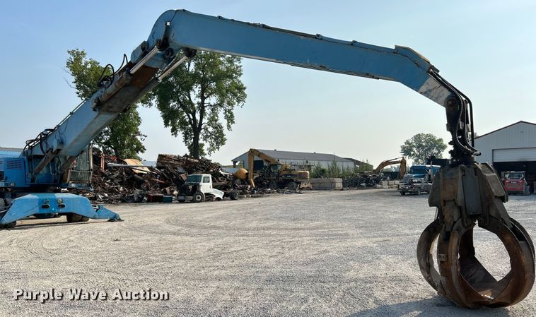 image for item NL9561 2005 Terex Fuchs MHL380  material handler
