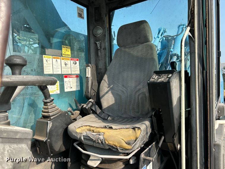 image for item NL9561 2005 Terex Fuchs MHL380  material handler