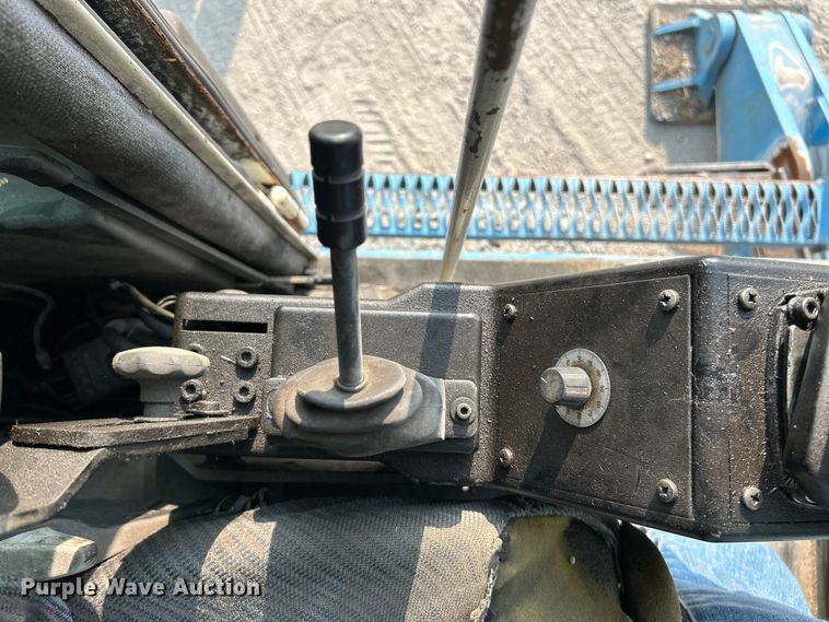 image for item NL9561 2005 Terex Fuchs MHL380  material handler