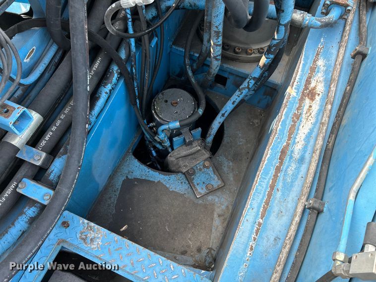 image for item NL9561 2005 Terex Fuchs MHL380  material handler