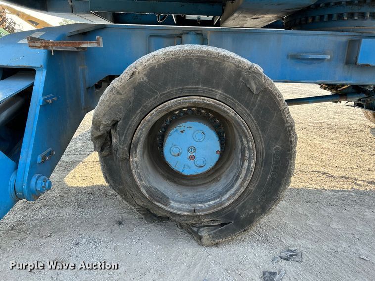 image for item NL9561 2005 Terex Fuchs MHL380  material handler