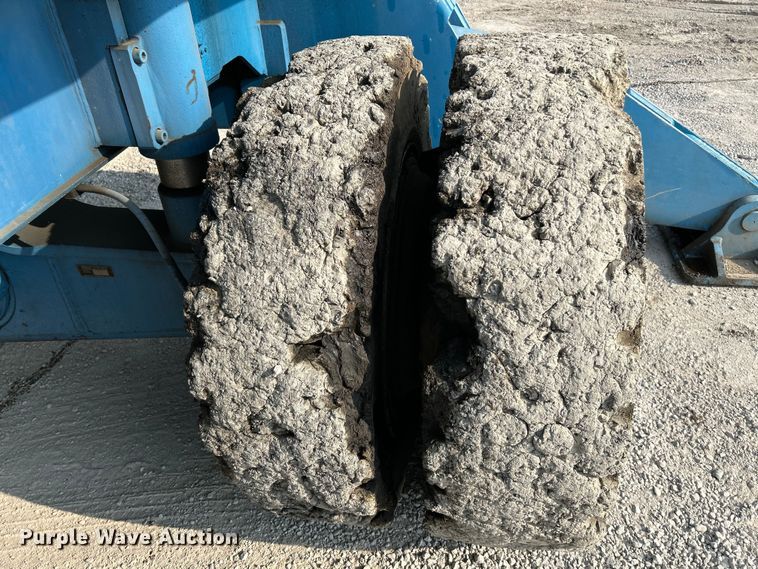 image for item NL9561 2005 Terex Fuchs MHL380  material handler