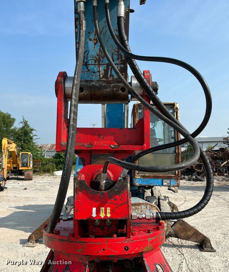 image for item NL9562 2002 Fuchs MHL331  material handler