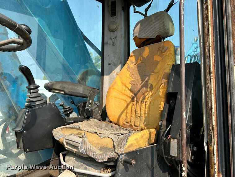 image for item NL9562 2002 Fuchs MHL331  material handler