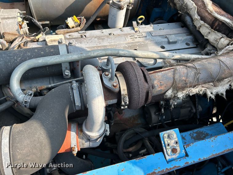 image for item NL9562 2002 Fuchs MHL331  material handler